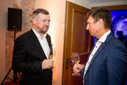 LUKAS BARTKUS PIC. 20251028 1902 9678 8 LBA 9678 LBA 9678