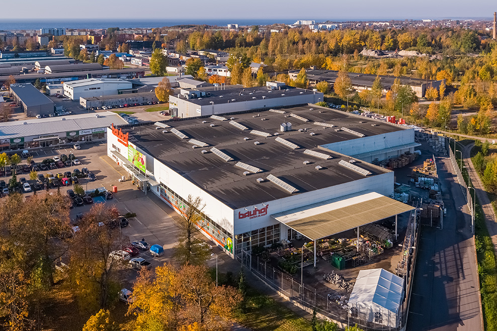 East Capital Real Estate sells 17,000 square-metre commercial property in Pärnu, Estonia, with Bauhof as anchor tenant cover image