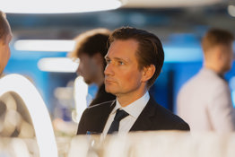 Corporate Is Playful Artis Veigurs 60